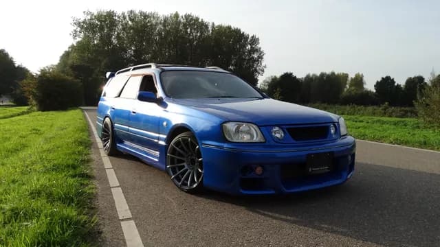 2000 Nissan Stagea JDM car for sale — photo 2 of 24