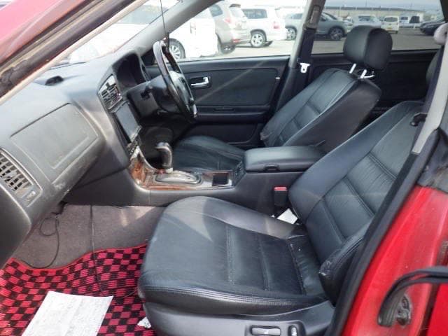 2000 Nissan Stagea JDM car for sale — photo 9 of 12