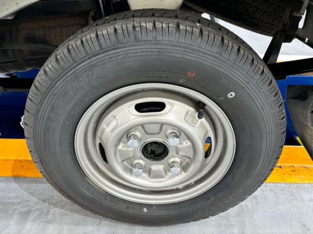 1993 Mitsubishi Minicab JDM car for sale — photo 23 of 25