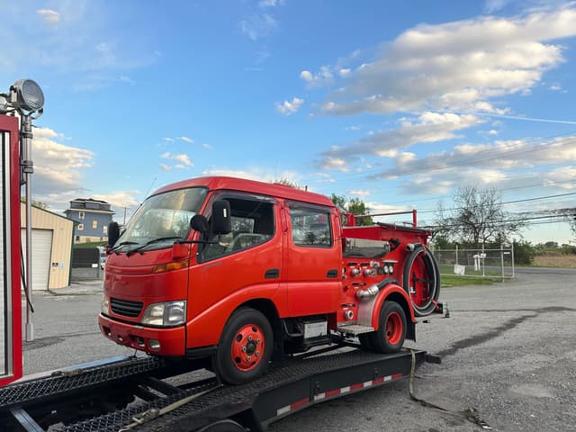 Toyota Dyna JDM car for sale — photo 5 of 6