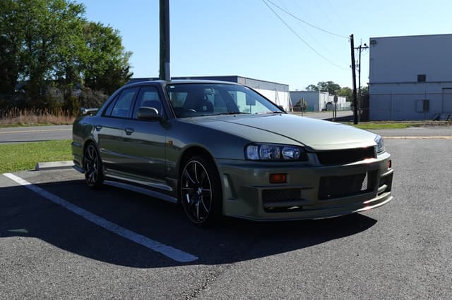 1998 Nissan Skyline JDM car for sale — photo 3 of 19