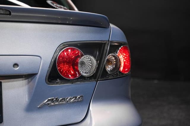 2006 Mazda Atenza JDM car for sale — photo 8 of 19