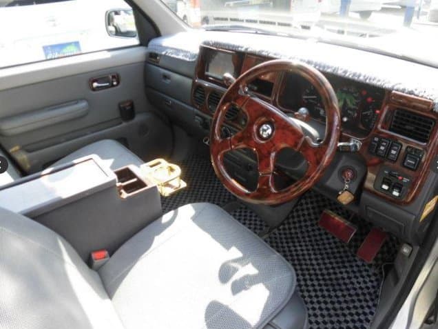 1997 Honda Stepwagon JDM car for sale — photo 6 of 18