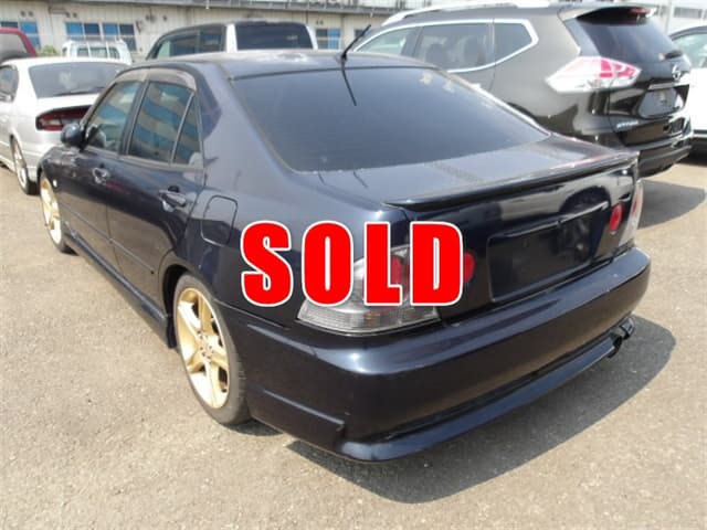 2000 Toyota Altezza JDM car for sale — photo 3 of 13