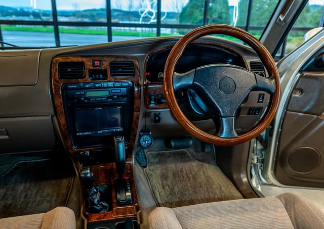 1998 Toyota Hilux Surf JDM car for sale — photo 16 of 24