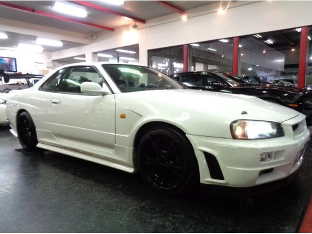 1998 Nissan Skyline JDM car for sale — photo 8 of 21