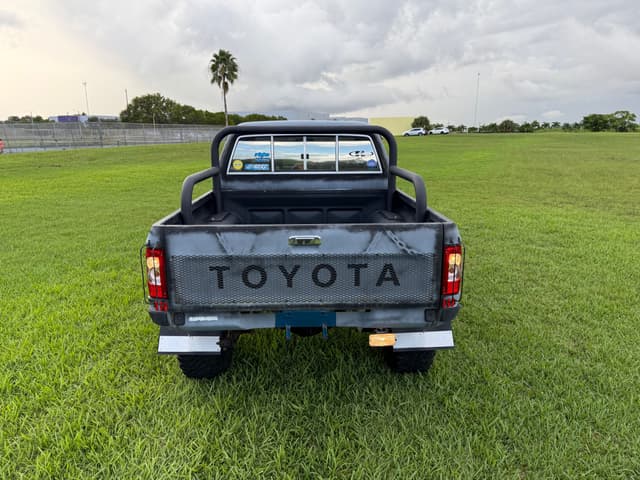 1993 Toyota Hilux JDM car for sale — photo 7 of 25