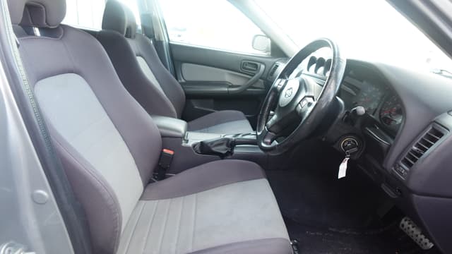 1999 Nissan Skyline JDM car for sale — photo 10 of 13