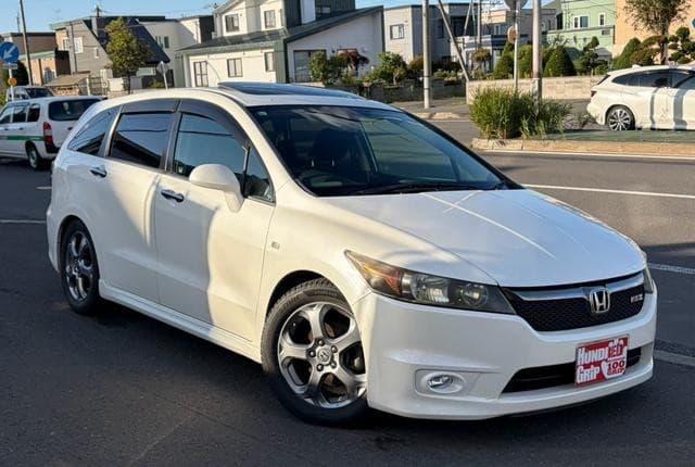 2007 Honda Stream JDM car for sale — photo 4 of 25