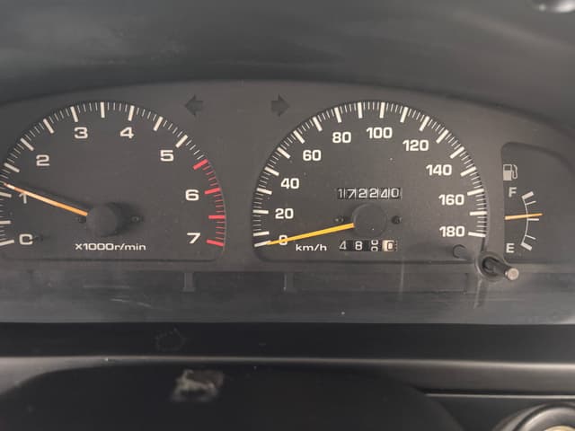 1996 Toyota Hilux Surf JDM car for sale — photo 22 of 25
