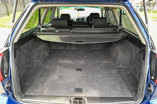 2000 Subaru Legacy JDM car for sale — photo 9 of 22