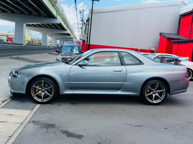 2002 Nissan Skyline JDM car for sale — photo 17 of 25