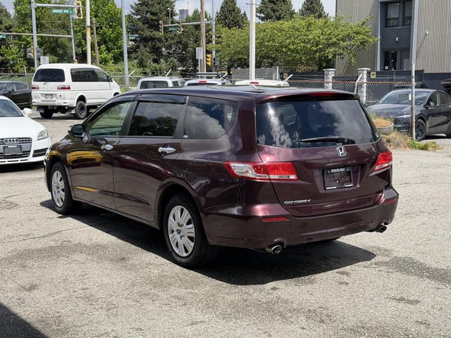 2008 Honda Odyssey JDM car for sale — photo 5 of 19