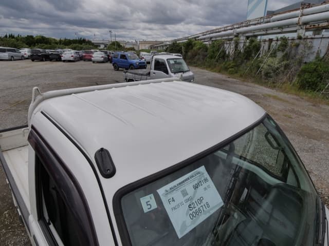 2000 Daihatsu Hijet JDM car for sale — photo 13 of 25