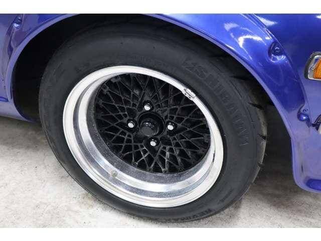 1975 Nissan Fairlady Z JDM car for sale — photo 8 of 20