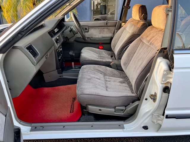 1987 Nissan Bluebird JDM car for sale — photo 8 of 25