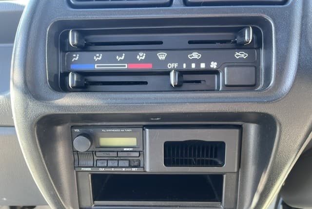 1999 Suzuki Carry JDM car for sale — photo 14 of 25
