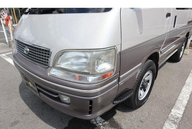1996 Toyota HiAce JDM car for sale — photo 23 of 25