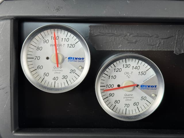 2011 Mazda Roadster (Eunos Roadster / MX-5) JDM car for sale — photo 14 of 25
