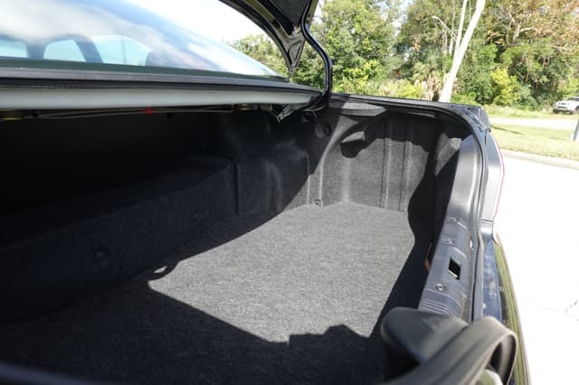 2001 Nissan Laurel JDM car for sale — photo 17 of 20
