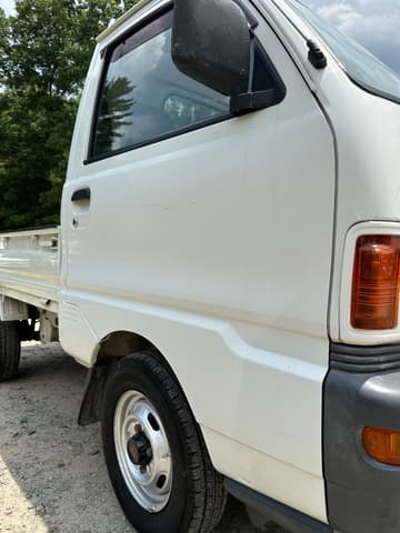 1997 Mitsubishi Minicab JDM car for sale — photo 21 of 25