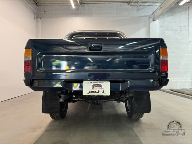 1993 Toyota Hilux JDM car for sale — photo 19 of 25