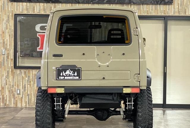 1995 Suzuki Jimny JDM car for sale — photo 12 of 12