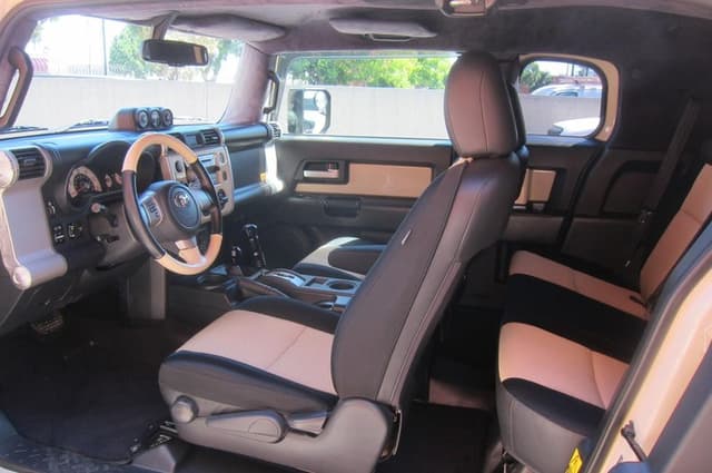2010 Toyota Fj Cruiser JDM car for sale — photo 20 of 25