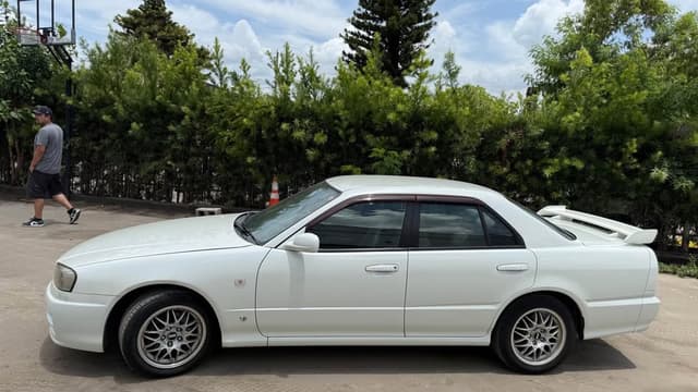 1999 Nissan Skyline JDM car for sale — photo 3 of 12