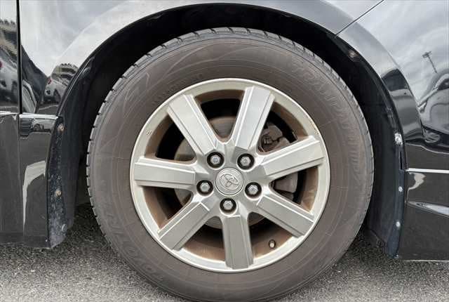 2008 Toyota Voxy JDM car for sale — photo 24 of 25