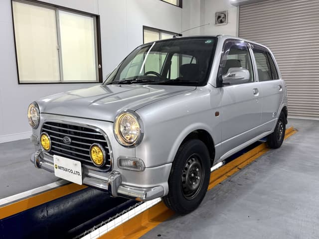 2001 Daihatsu Mira JDM car for sale — photo 2 of 25