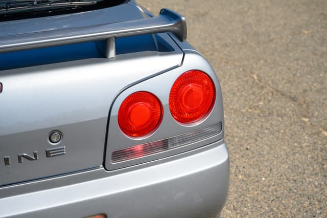 1998 Nissan Skyline JDM car for sale — photo 16 of 23
