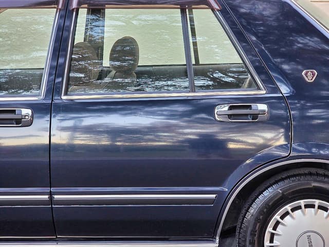1999 Nissan Cedric JDM car for sale — photo 13 of 25