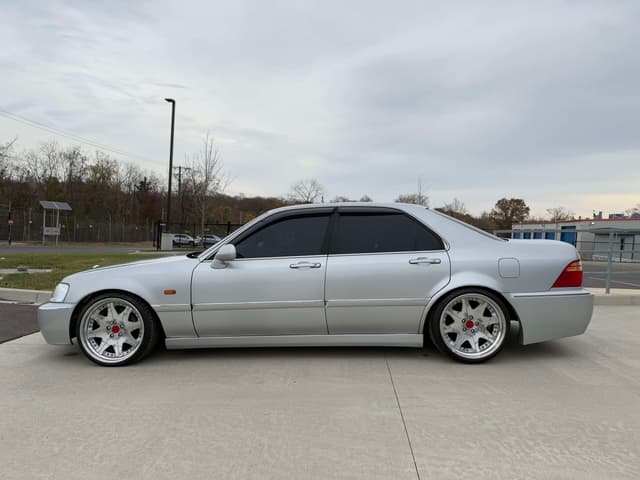 1998 Honda Legend JDM car for sale — photo 8 of 24