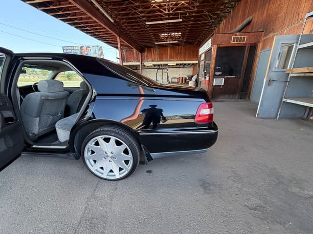 1996 Nissan Cima JDM car for sale — photo 5 of 12