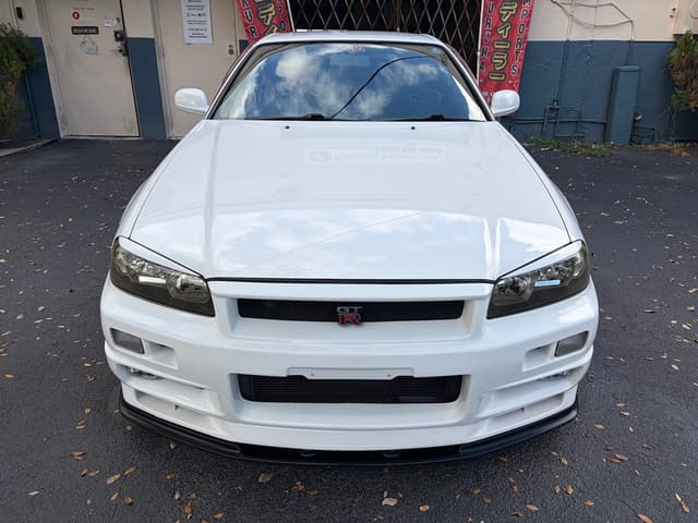 1999 Nissan Skyline JDM car for sale — photo 2 of 18