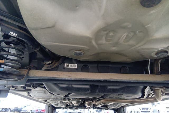 2010 Toyota Vitz JDM car for sale — photo 20 of 25