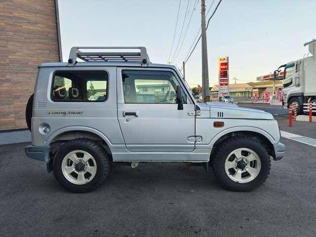 1997 Suzuki Jimny JDM car for sale — photo 4 of 20