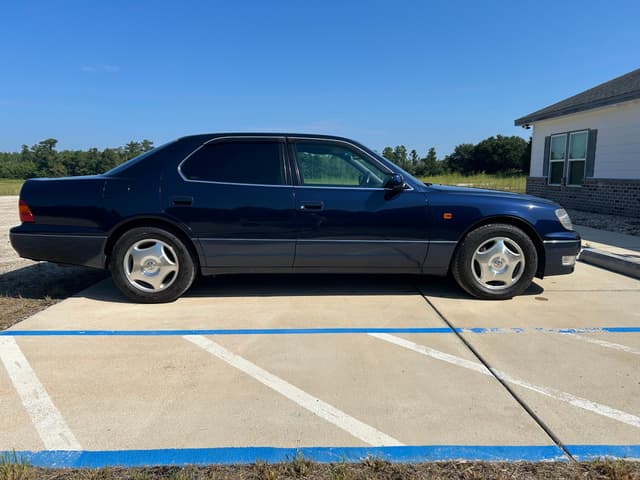 1998 Toyota Celsior JDM car for sale — photo 19 of 25