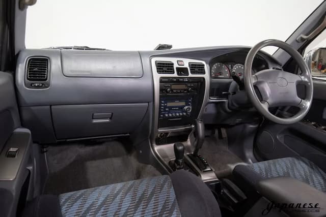 1999 Toyota Hilux Surf JDM car for sale — photo 9 of 25