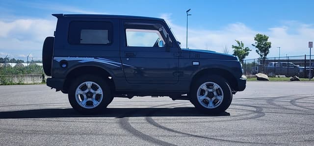 1997 Suzuki Jimny JDM car for sale — photo 6 of 10