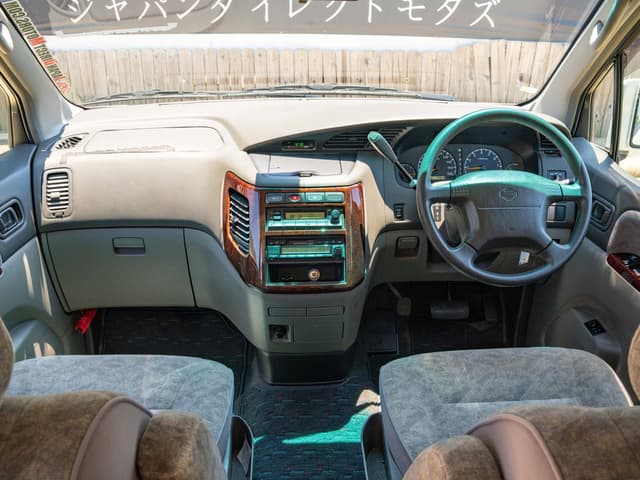 1999 Nissan Elgrand JDM car for sale — photo 11 of 18
