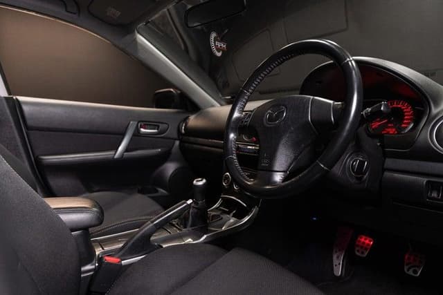 2007 Mazda Atenza JDM car for sale — photo 13 of 15