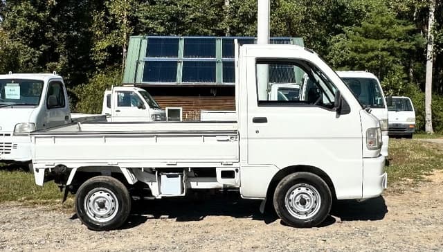 2001 Daihatsu Hijet JDM car for sale — photo 4 of 18