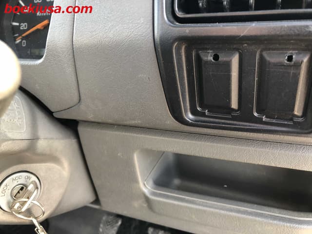 2001 Mitsubishi Minicab JDM car for sale — photo 16 of 22