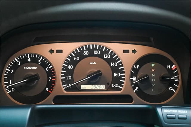 2000 Toyota Crown JDM car for sale — photo 16 of 20