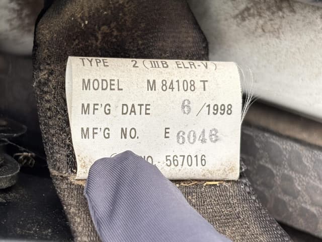 1998 Mitsubishi Minicab JDM car for sale — photo 21 of 24