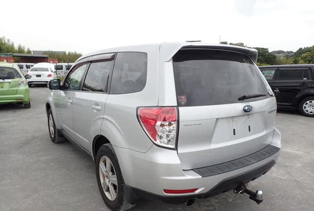 2011 Subaru Forester JDM car for sale — photo 3 of 10