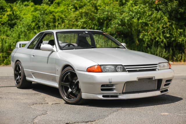 1991 Nissan Skyline JDM car for sale — photo 6 of 25
