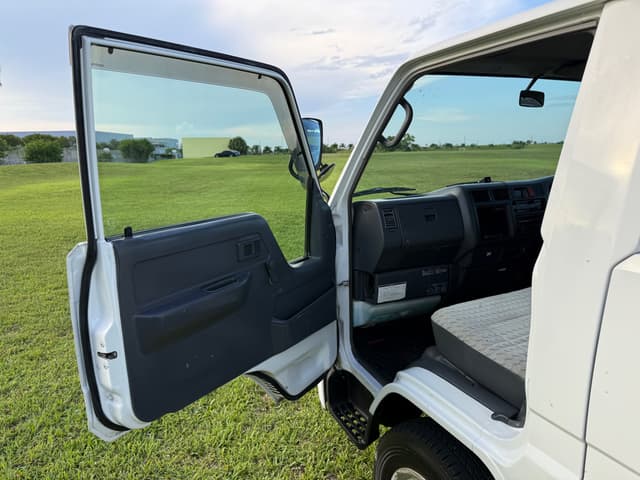2001 Toyota Toyoace JDM car for sale — photo 19 of 24